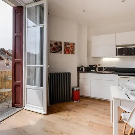 Le Mont Blanc - Charming T1 Ideal For 2 People With Balcony Annecy Exterior photo